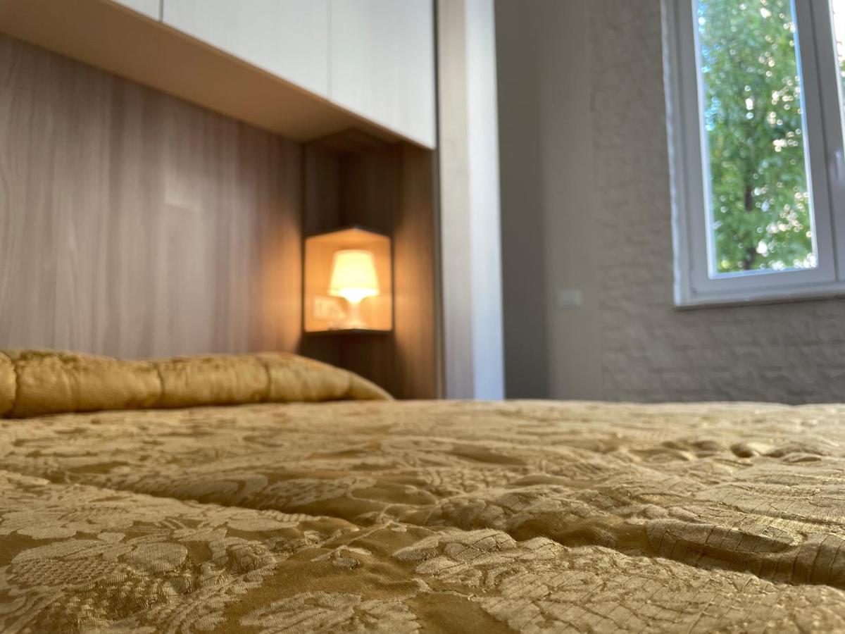 Luxury Careggi Apartment Флоренция Екстериор снимка